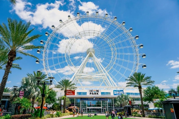 The Orlando Eye observation wheel at ICON Park located near Rosen Centre Hotel, a family-friendly resort on International Drive in Orlando.