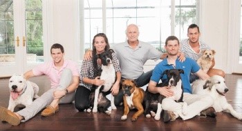 Rosen Centre is a Dog-friendly hotel: The Rosen family poses with their dogs